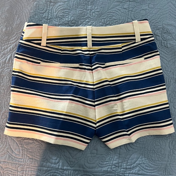 Loft Striped Riviera Shorts Size 0 EUC - Picture 2 of 4